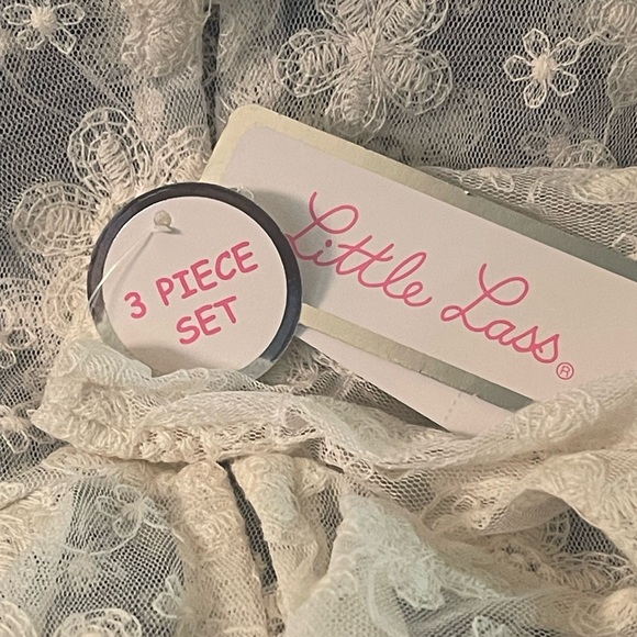 #80 - New 3 Piece Set (Dress / Cardigan / leggings) by the brand Little Lass. - Picture 5 of 12